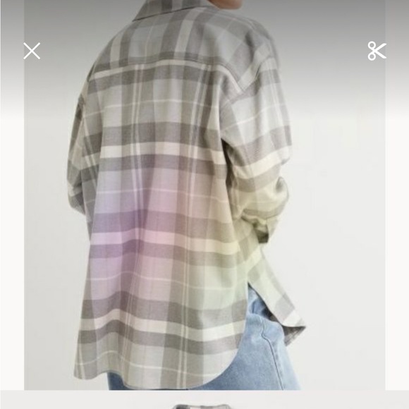 Casual Gray and White Button Down Shirt with Long Sleeves - Picture 2 of 4